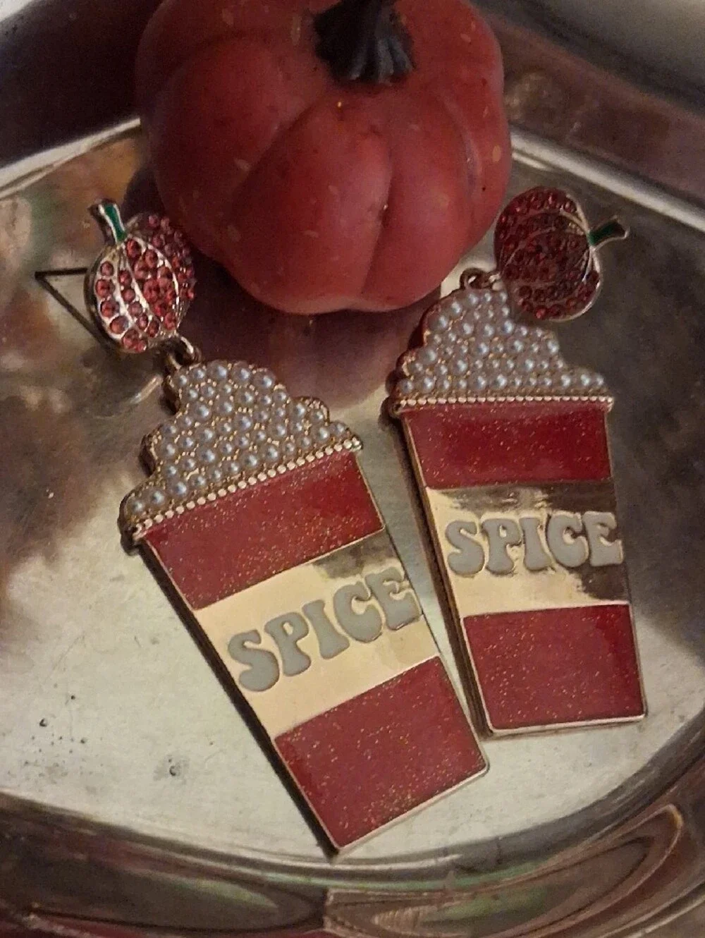 🎃Gold & Red 'Spice' Pumpkin Drink Earrings - Festive Home Party Accessory